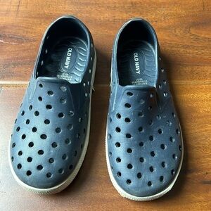 Old Navy Rubber Shoes Sandals Water Shoes